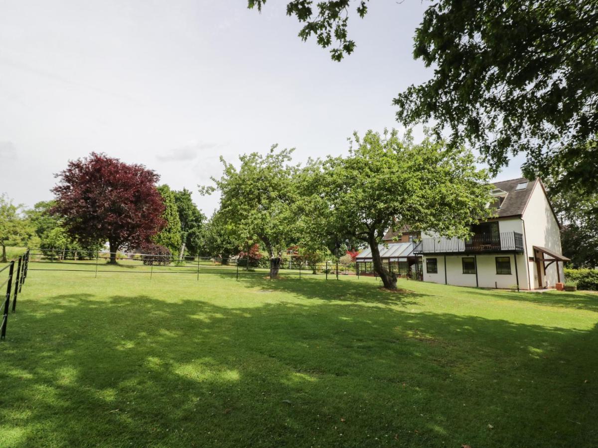 Hillcroft Holiday home *
